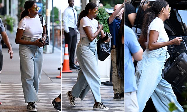 Michelle Obama leaves uptown NYC hotel where 39th floor presidential suite costs $30,000 A NIGHT