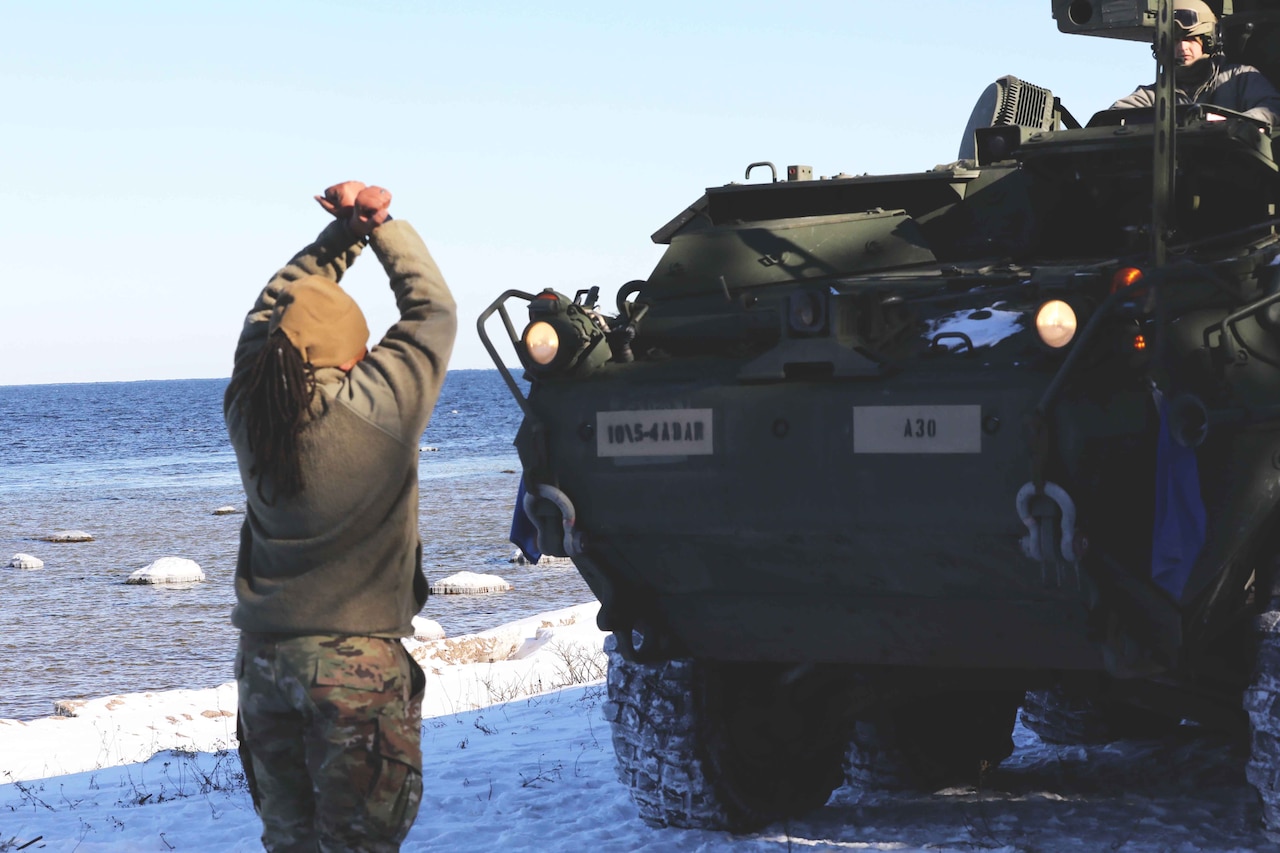 Russians Shifting Their Fighting Focus to Eastern Ukraine, Says DOD Official