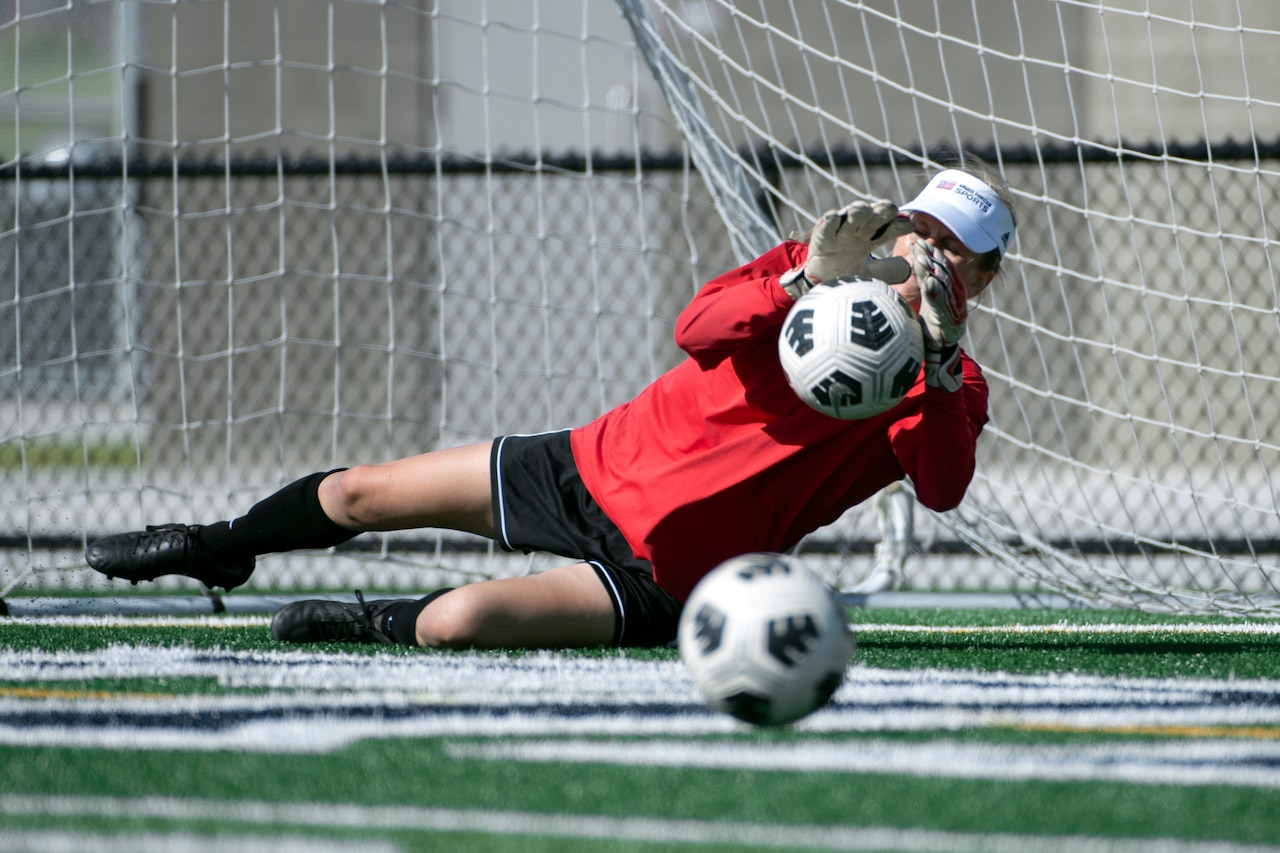 U.S. Hosts 10 Countries at Soccer Championship