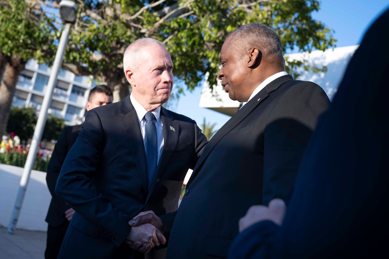U.S., Israeli Leaders Discuss Partnerships, Threats in Middle East