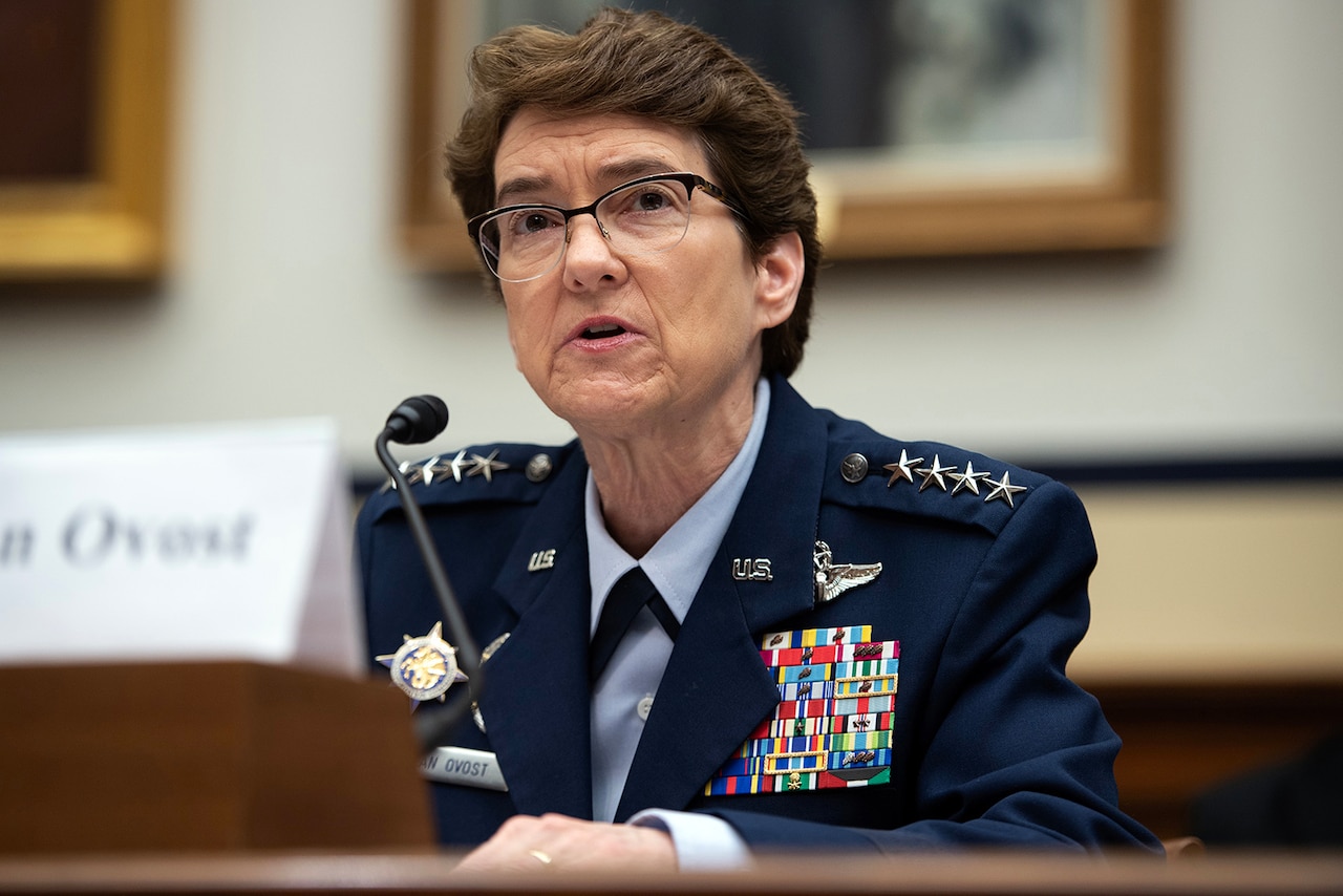 Airlift, Sealift 'Recapitalization' is Key to U.S. Logistical Dominance