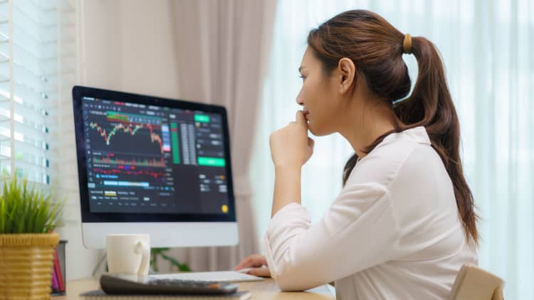 How to know if we are in a recession