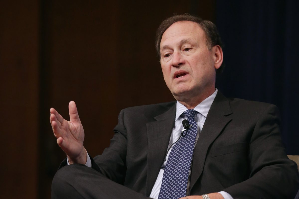 Justice Samuel Alito Receives Standing Ovation for Overturning Abortion Ruling