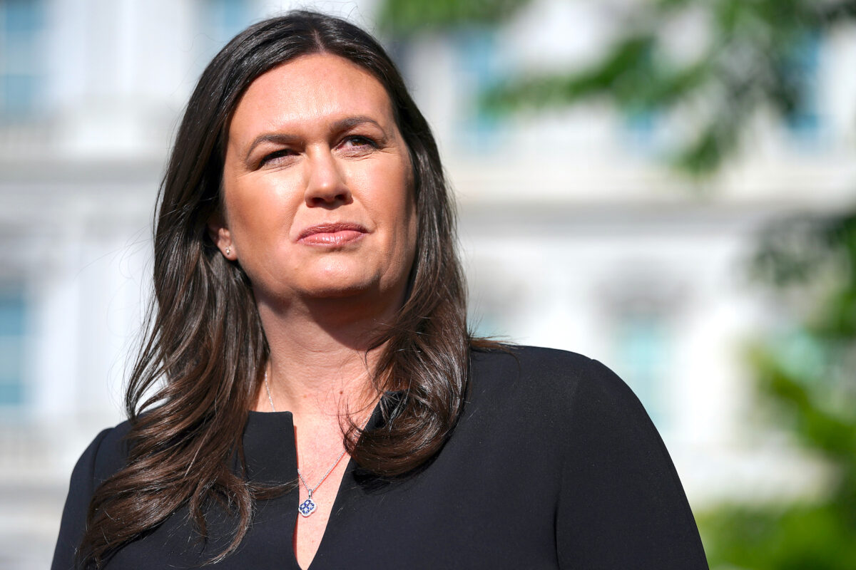 Gov. Sarah Huckabee Sanders Signs Executive Order Banning CRT