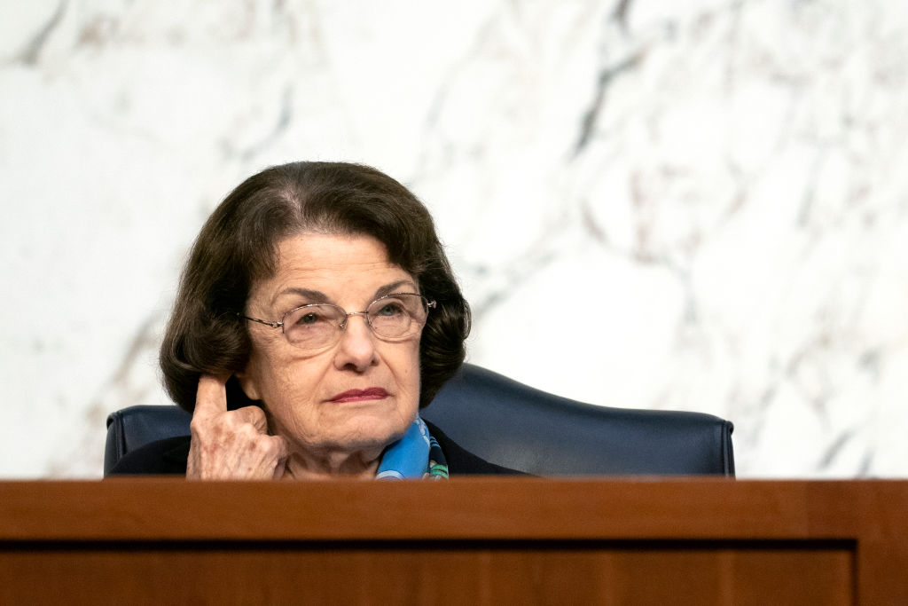 Sen. Feinstein Says She Won’t Step Down Before End of Term