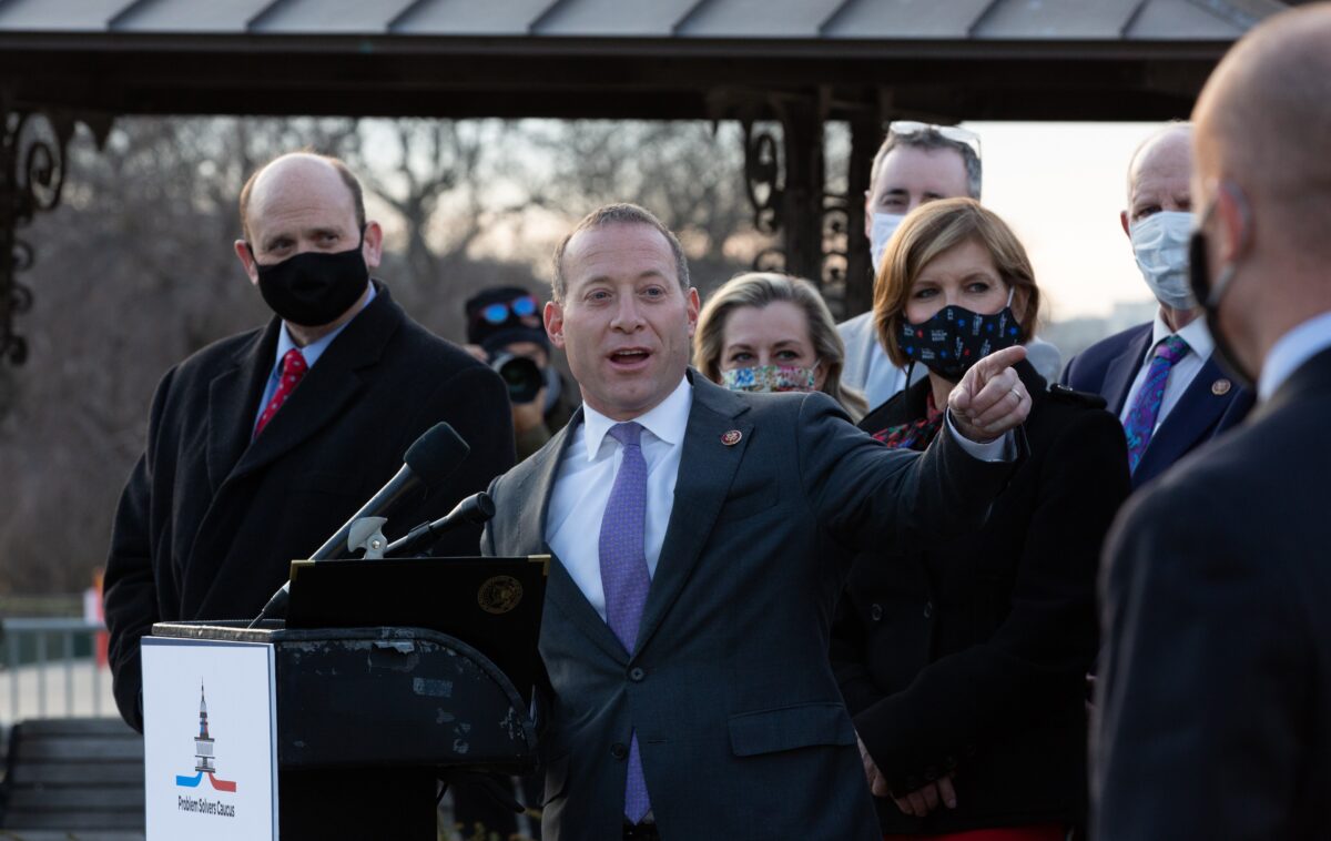 LIVE 3:45 PM ET: Josh Gottheimer and Others Congressional Members Announce the SALT Caucus for the 118th Congress