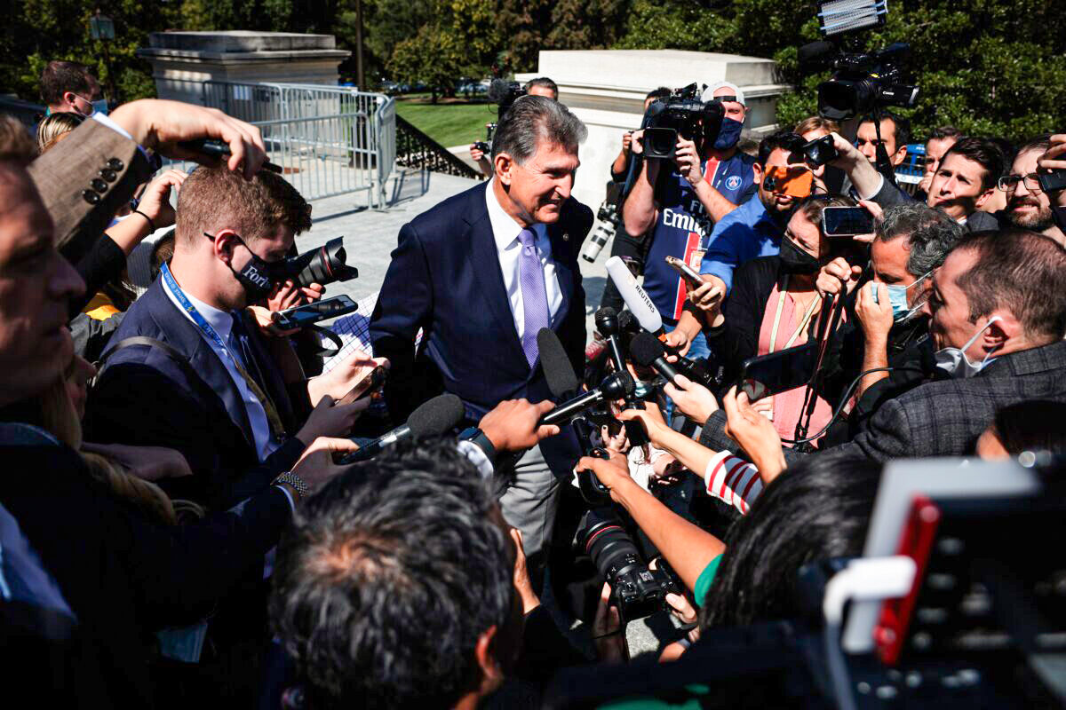 Way-Too-Early Glance at 2024 US Senate Races Gives GOP Clear Path to Take Chamber