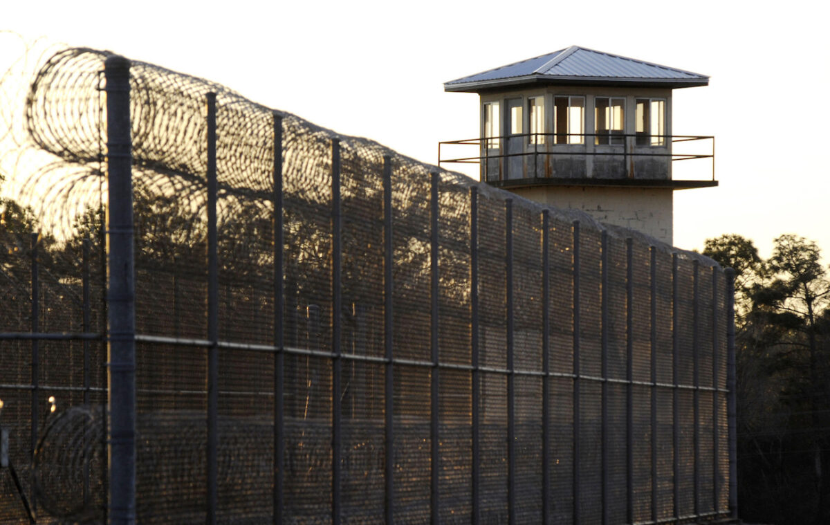 Alabama State Law Requires Department of Corrections to Releases Nearly 400 Inmates on Tuesday