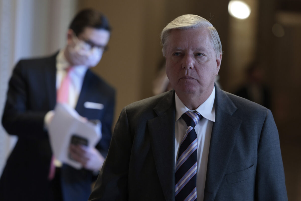 Ted Cruz, Matt Gaetz, Marjorie Taylor Greene Among Lawmakers Condemning Graham’s Call for Russian to ‘Take Out’ Putin