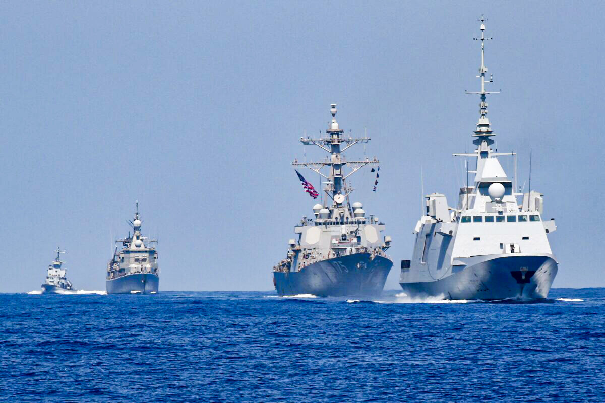 US Navy Sacks Two Commanders Over ‘Loss of Confidence’