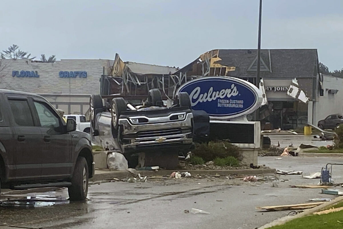 Rare Northern Michigan Tornado Kills 1, Injures More Than 40