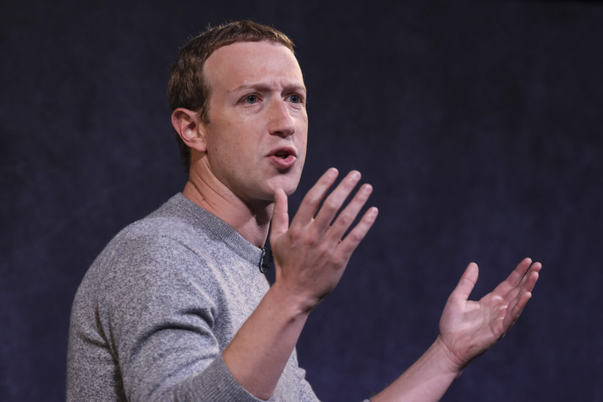 Facebook in Race Against Time to Turn ‘Metaverse’ Into Success