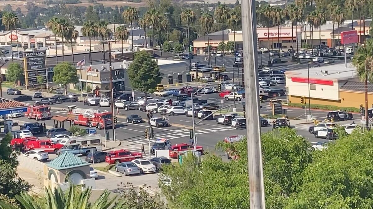 2 Dead, 5 Wounded in Shooting at Los Angeles Park