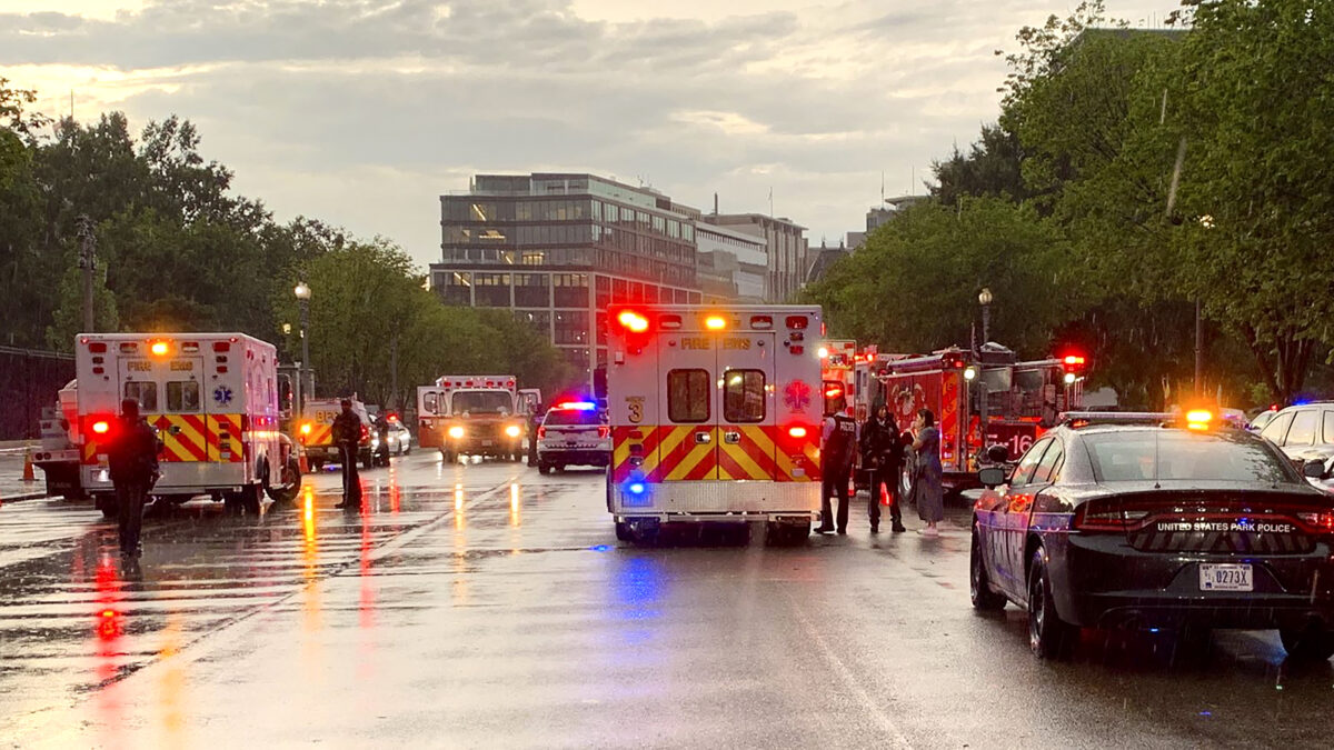 Los Angeles Bank Exec, 29, Killed in Lightning Strike Near White House