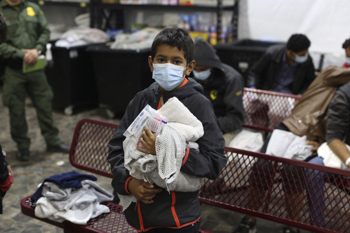 Unaccompanied Children Suffer Mental Distress at Fort Bliss Facility: Watchdog