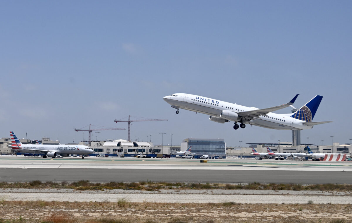 Reports of ‘Incapacitated’ Airline Pilots Stoke Concerns, Calls for Investigations