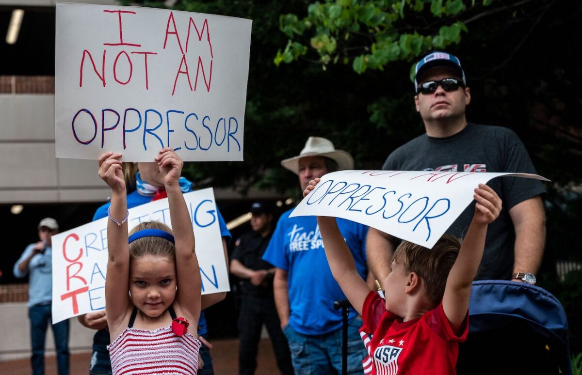 Arizona Launches Hotline for Complaints of Sexual Content, Marxist Ideology in Schools