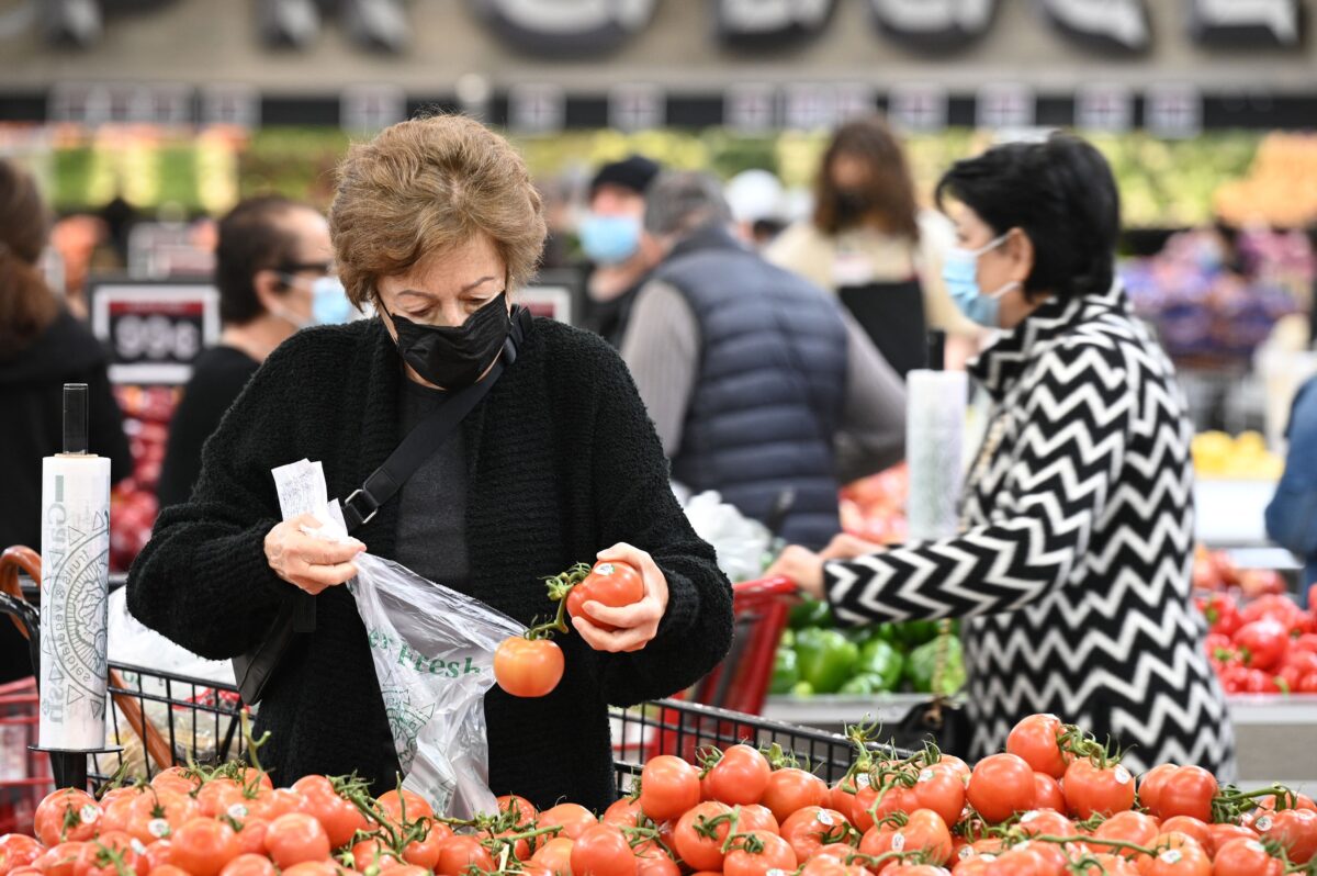 1 in 7 Seniors Skipped Meals Due to Inflation Burden: Survey