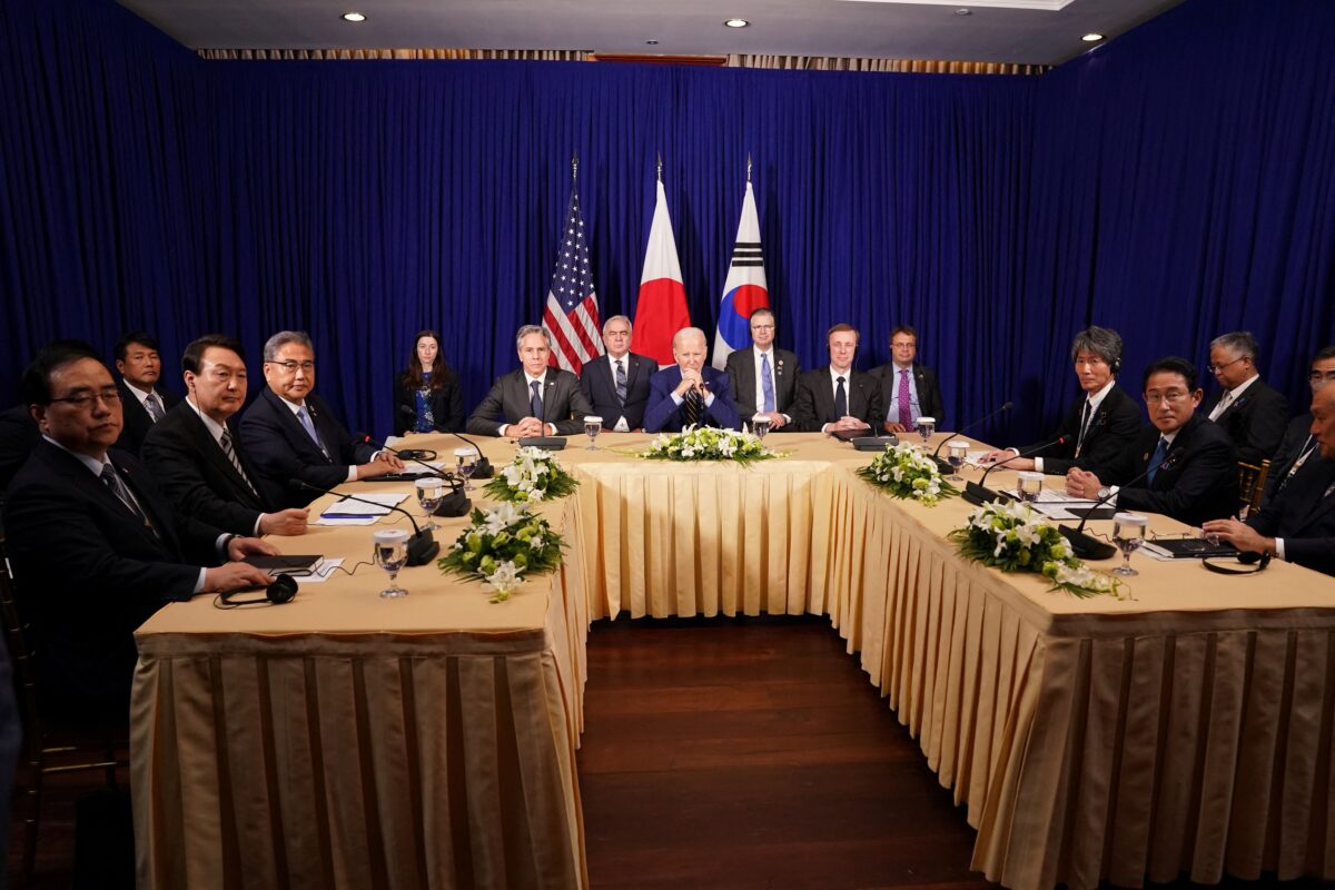 Japan and US Agree to Strengthen Alliance Amid Geopolitical Tensions