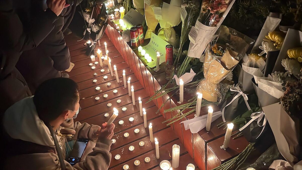 Uyghurs Protest Urumqi Fire Deaths