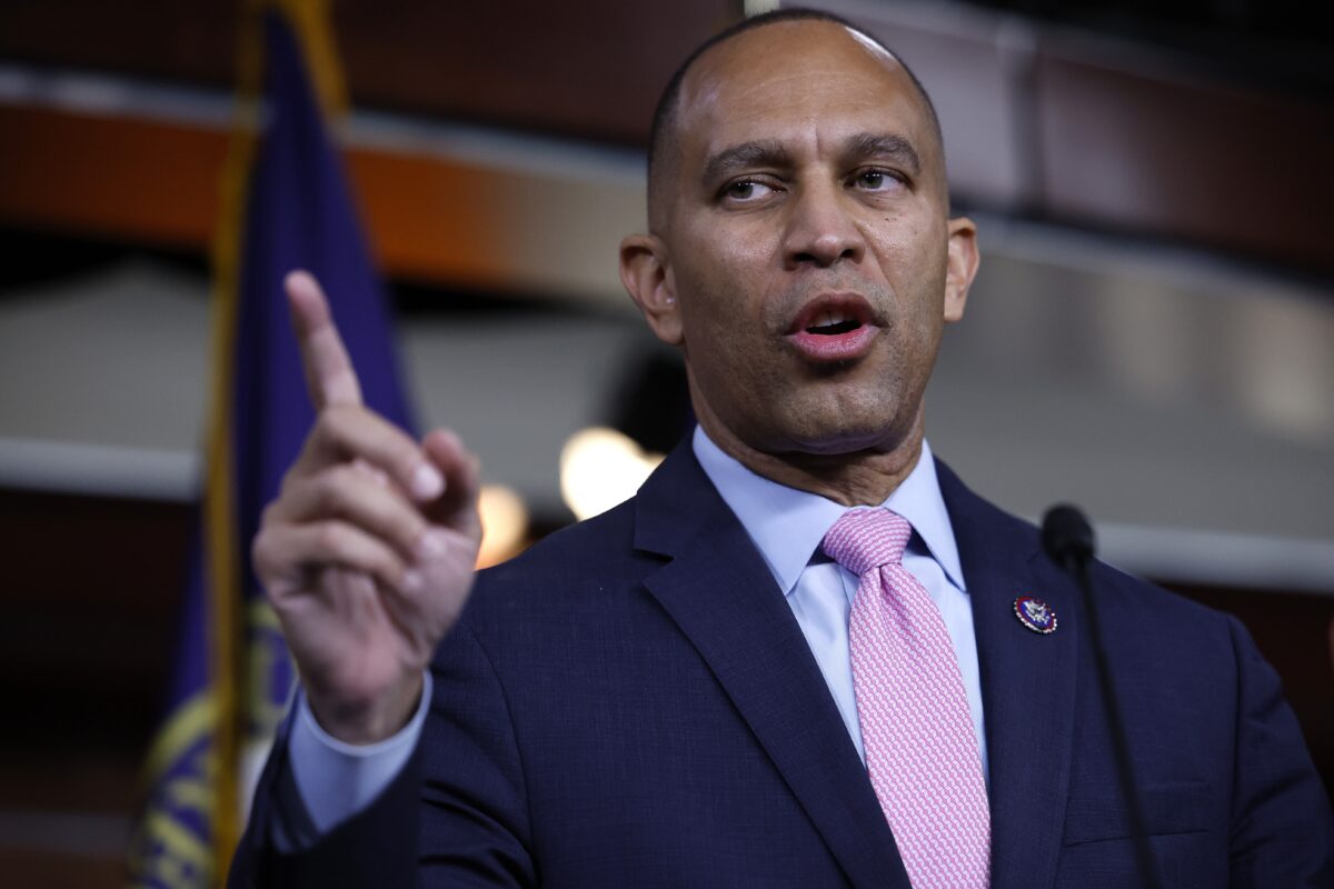 Rep. Hakeem Jeffries Rejects GOP ‘Election Denier’ Claims, Says He Supported Trump’s 2016 Certification