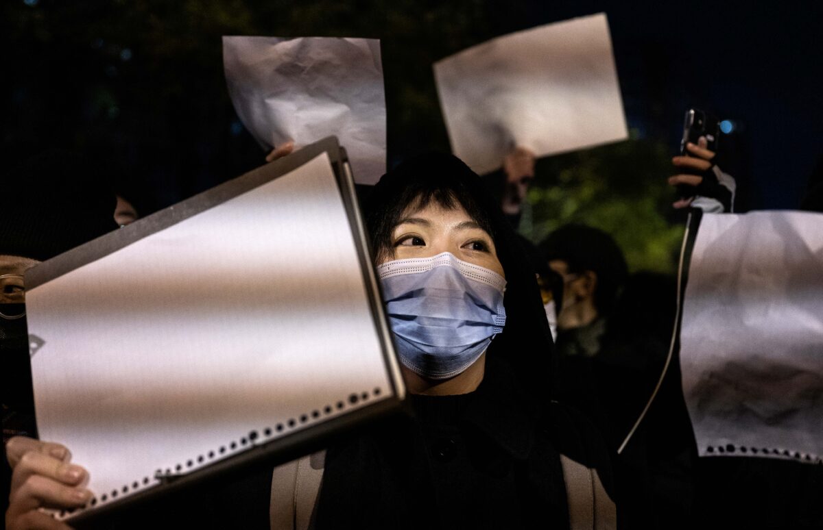 New York: Chinese People Rally & Parade Against the CCP and Its Zero-COVID Policy