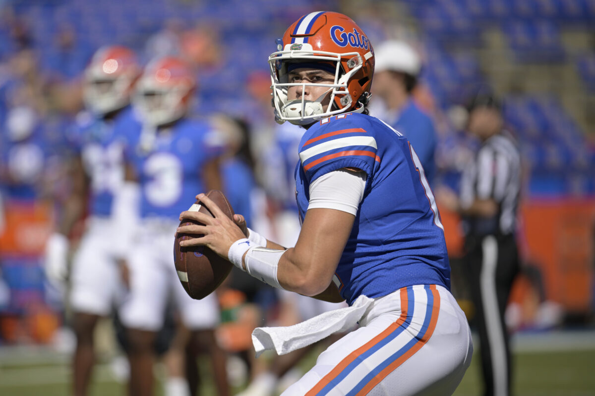 Florida Quarterback Kitna Leaves Jail as Child Porn Details Emerge