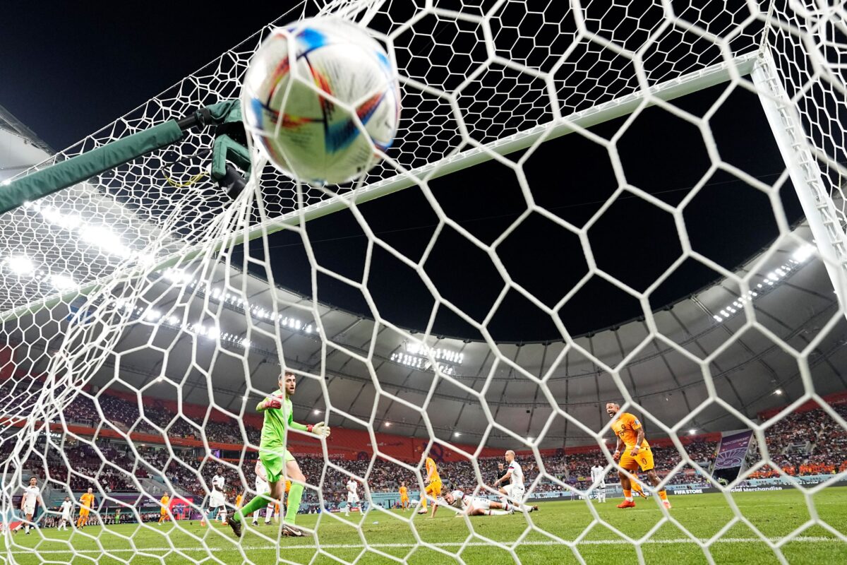 Netherlands Eliminates US in Round of 16 at World Cup With a 3–1 Victory