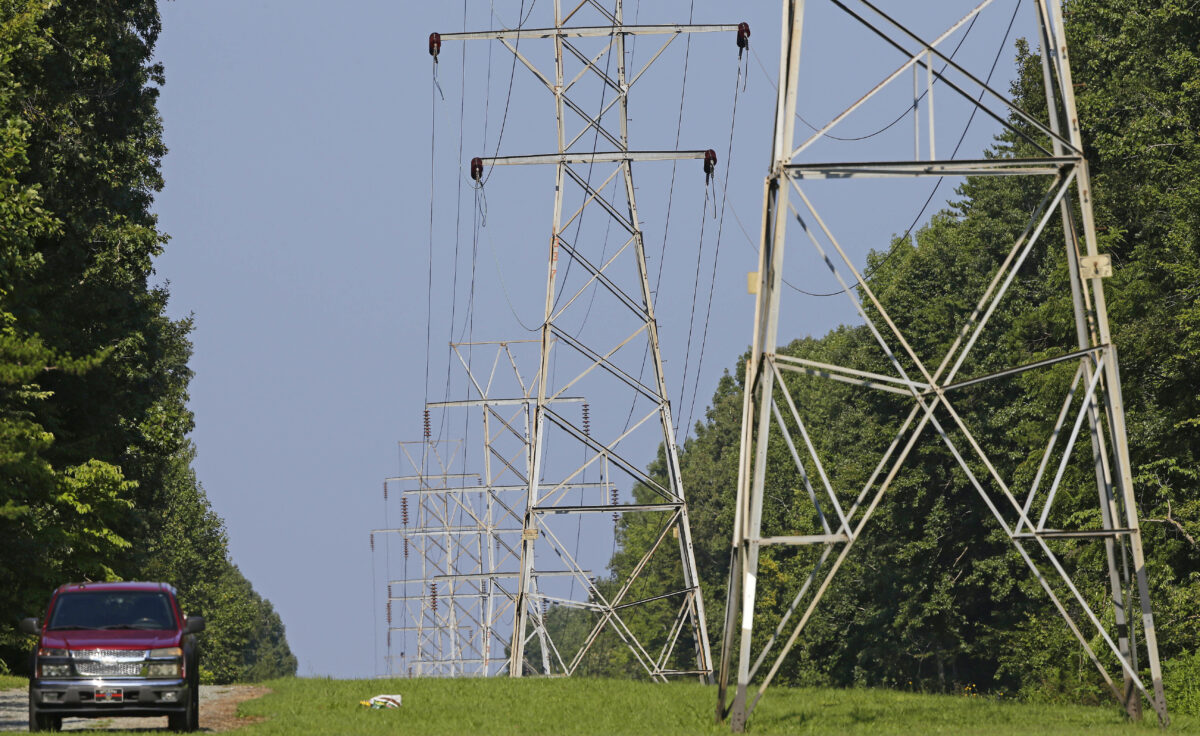 3 Power Substations Vandalized in Washington State as Thousands Lose Power