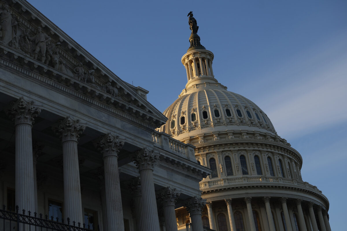 Report on Congressional Stock Returns Raises Concerns About Insider Trading in Washington