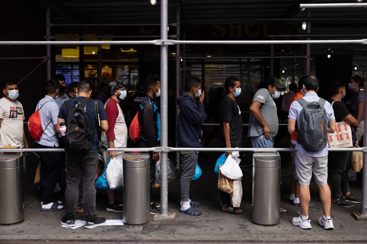New York City Council Caucus Urges Biden to Declare ‘Emergency’ Over Migrant Crisis
