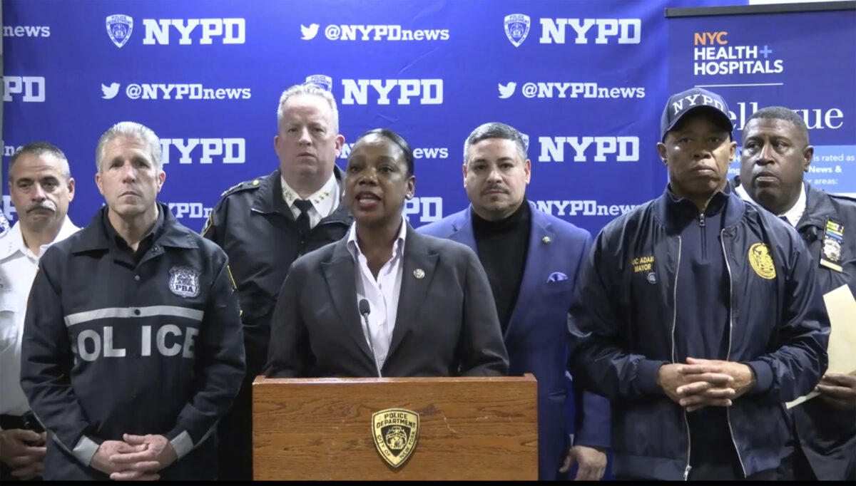 NYPD Officer Dies After Being Shot in Botched Robbery While Off Duty