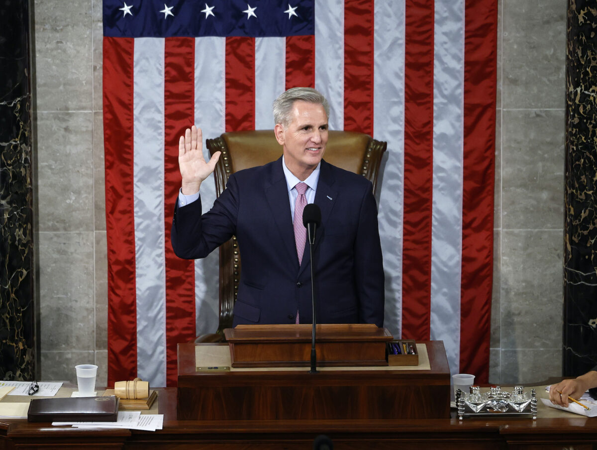 McCarthy, Jeffries Launch 118th Congress With Preview of Intense Partisanship to Come