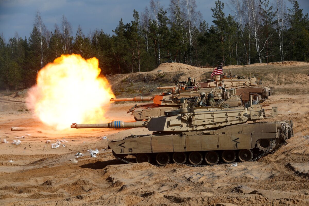 Ukraine Expects Decisions on Tanks at Western Defense Leaders’ Meeting
