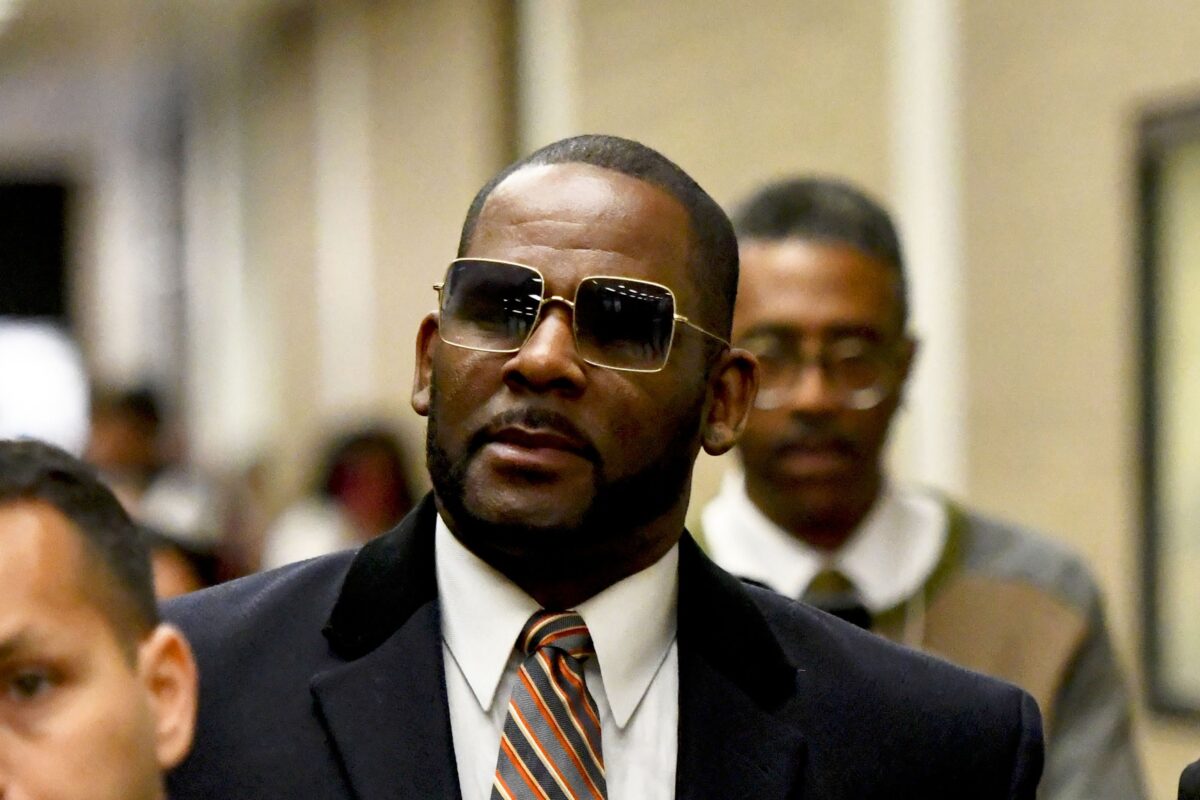 Chicago Prosecutor Dropping R. Kelly Sex-Abuse Charges