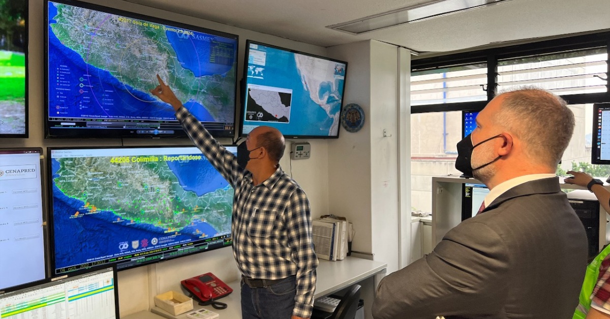 Deputy Secretary Beaudreau Visits Mexico to Highlight Bilateral Conservation and Science Partnerships