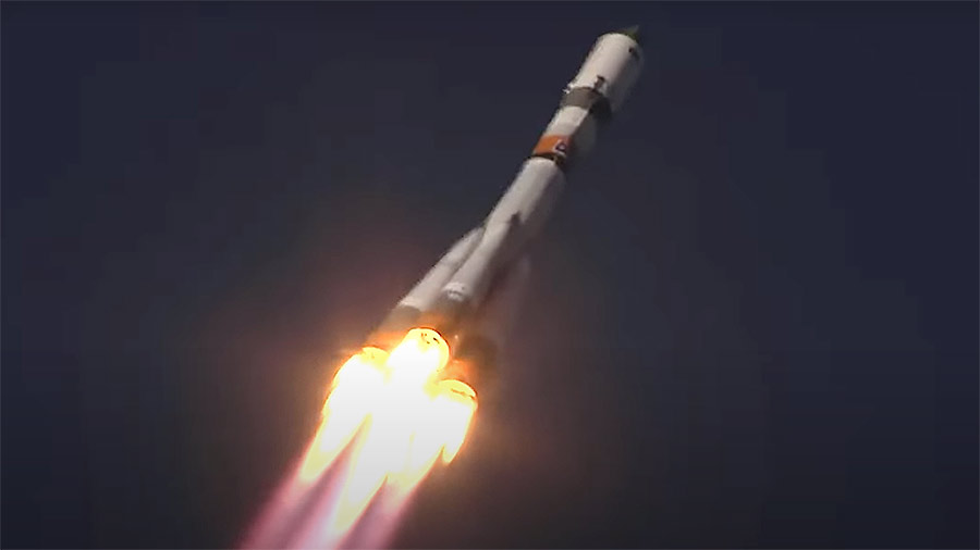 Crew Awaits Sunday Cargo Delivery, Works Bioprinting and DNA Extraction